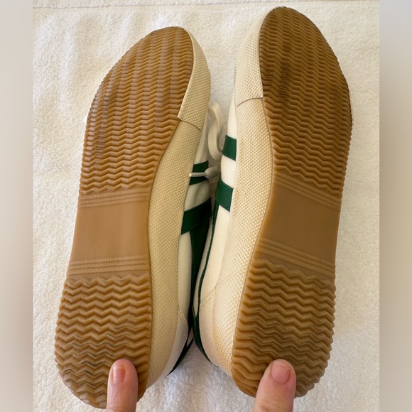 New with tags - Gola Stratus sneakers - Picture 8 of 10